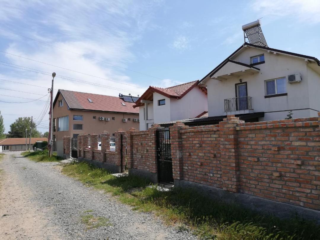 מלון Năvodari Casa Alba מראה חיצוני תמונה